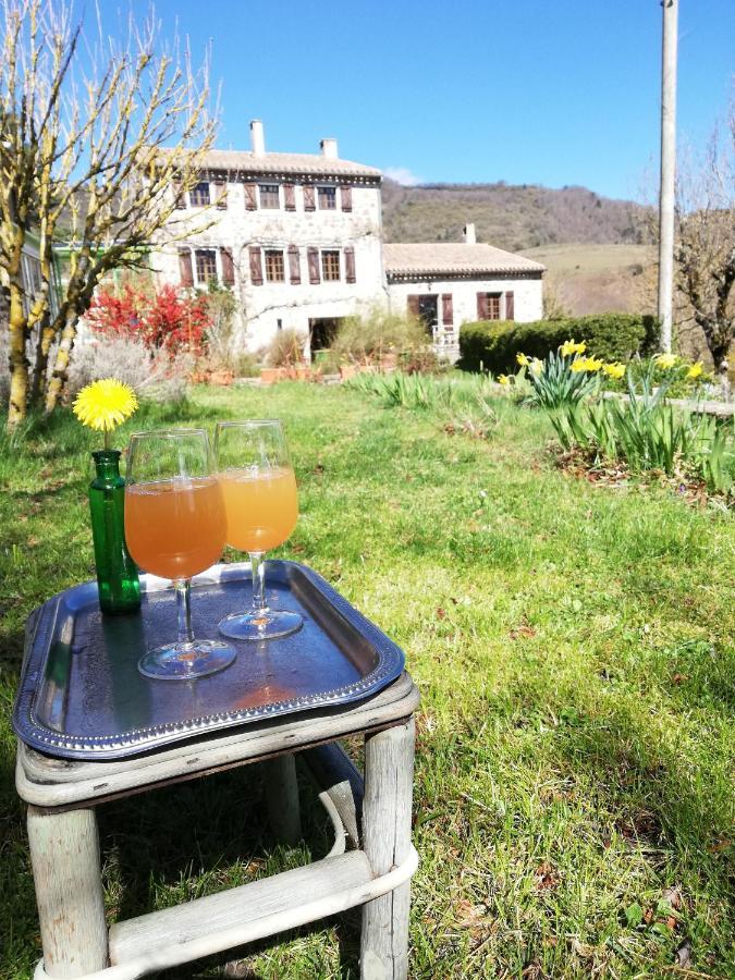 Domaine Des Goudis Bed & Breakfast Bouisse Bagian luar foto